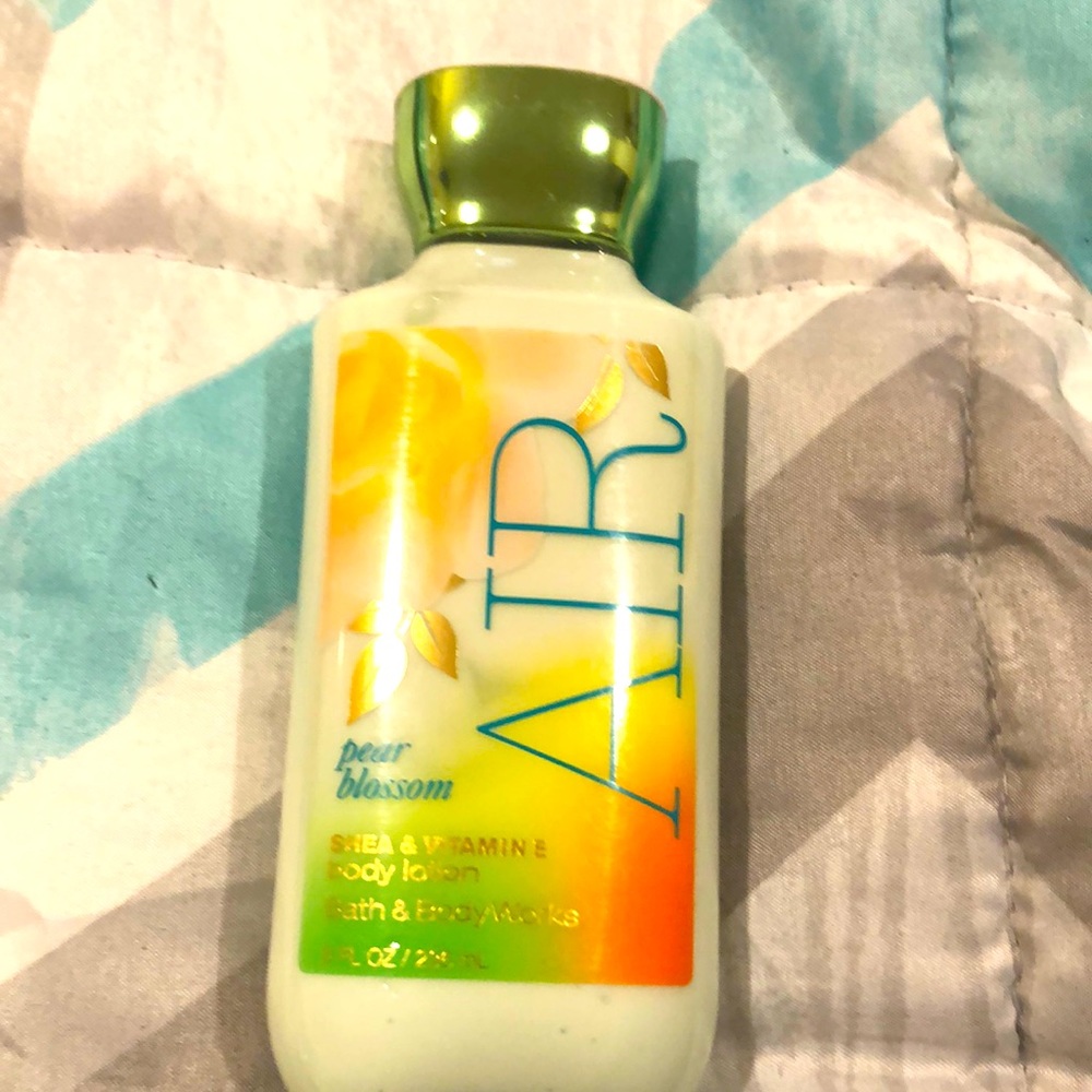 Pear Blossom Lotion
